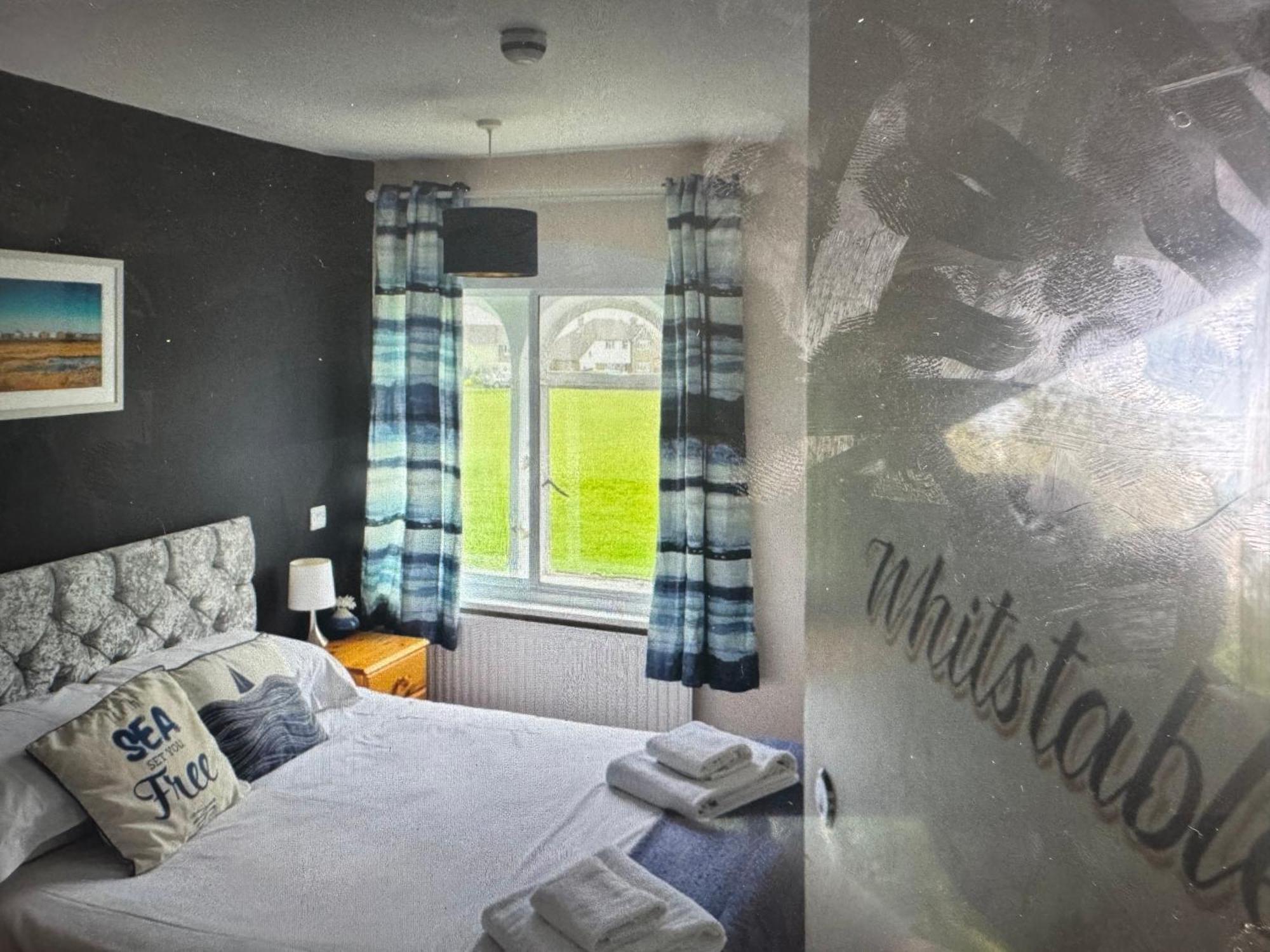 The Flying Horse Inn Boughton Aulph المظهر الخارجي الصورة